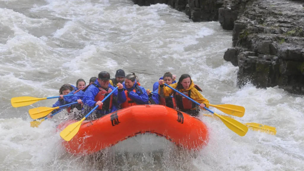 group-of-people-whitewater-rafting-classic-raft-2