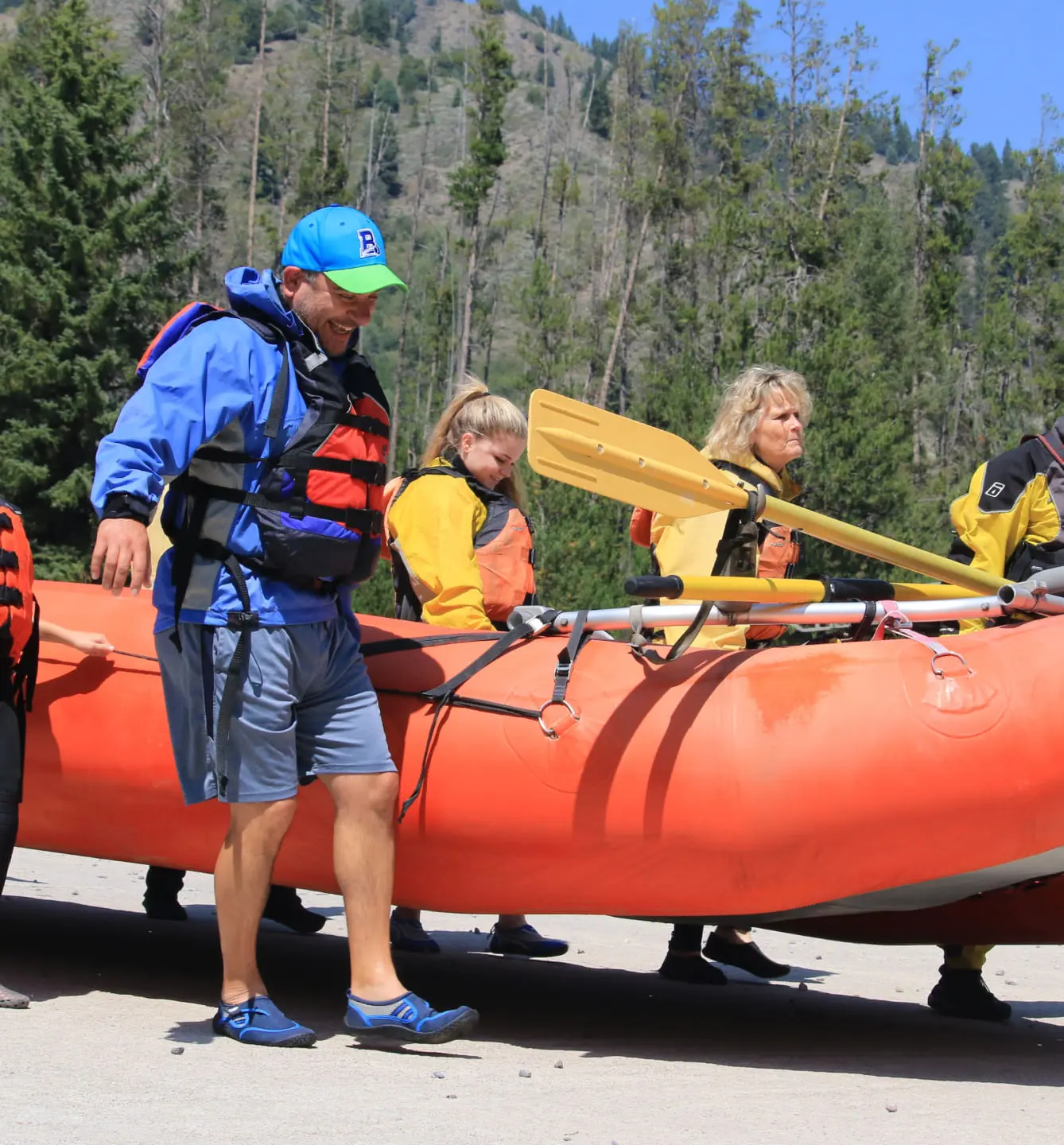 group-carrying-a-classic-raft-whitewater-rafting